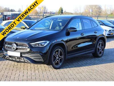 Zwart Occasion 2020 Mercedes GLA250 AMG line SUV | € 30.900 (Iets duurder)