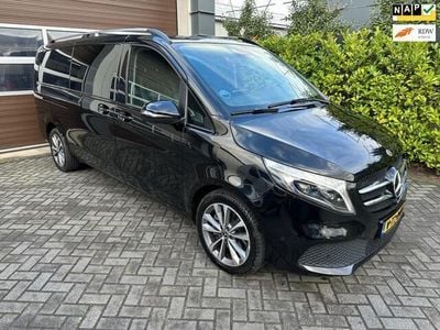 Occasion Mercedes V300 Avantgarde 237 PK (174 kW) 2022 Zwart MPV