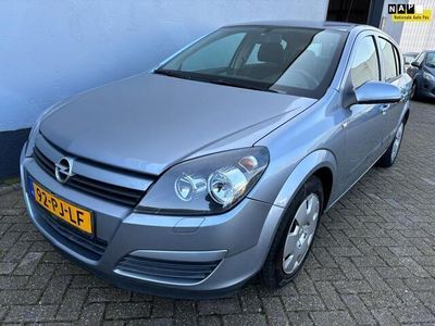 tweedehands Opel Astra 1.6 Enjoy - Airco