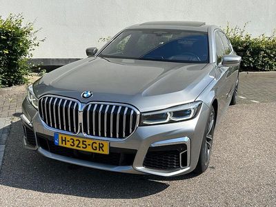 Grijs (metallic) Gebruikt 2019 BMW 750L Executive Sedan | € 59.950