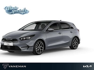 Grijs Nieuw 2025 Kia Ceed Hatchback | € 29.385 (Eerlijke prijs)