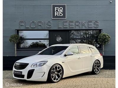 Wit Gebruikt 2010 Opel Insignia OPC Stationwagen | € 10.950 (Duur)