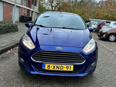 Blauw Gebruikt 2014 Ford Fiesta Hatchback | € 4.750 (Eerlijke prijs)