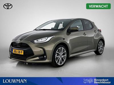 Occasion Toyota Yaris Executive 131 PK (96 kW) 2024 Groen metallic Hatchback