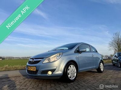Blauw Occasion 2008 Opel Corsa Business Hatchback | € 1.250 (Goede deal)