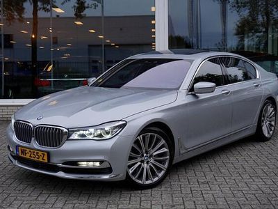 Grijs Gebruikt 2015 BMW 730 Sedan | € 23.950 (Duur)