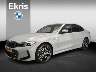 BMW 330e