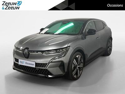 Grijs Occasion 2024 Renault Megane E-Tech Iconic Hatchback | € 36.735 (Duur)