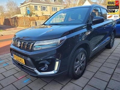 Zwart Occasion 2022 Suzuki Vitara SUV | € 25.495 (Iets duurder)