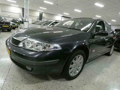 Occasion Renault Laguna II 120 PK (88 kW) 2002 Grijs Hatchback