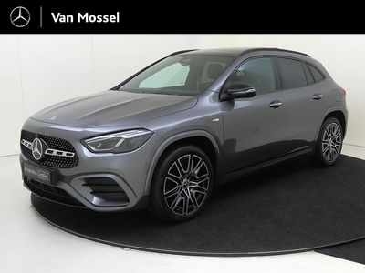 Grijs Occasion 2025 Mercedes GLA250 Business SUV | € 53.945 (Duur)