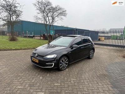 Zwart (metallic) Occasion 2015 VW Golf VII GTE Hatchback | € 8.500 (Eerlijke prijs)
