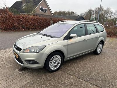 Bruin Gebruikt 2008 Ford Focus Titanium Stationwagen | € 1.000 (Goede deal)