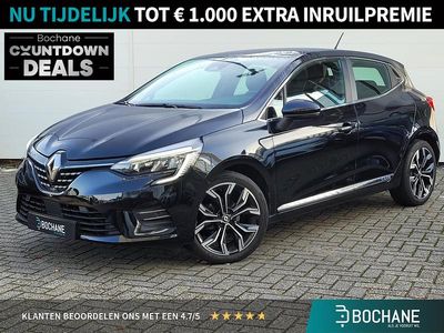 Zwart Gebruikt 2022 Renault Clio V Intens Hatchback | € 15.740 (Eerlijke prijs)