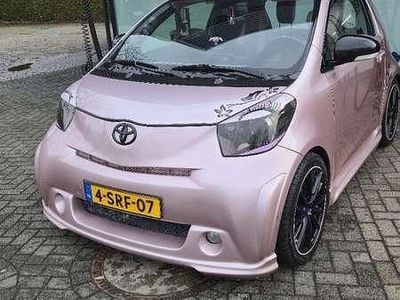 Paars Occasion 2013 Toyota iQ Hatchback | € 5.950 (Eerlijke prijs)