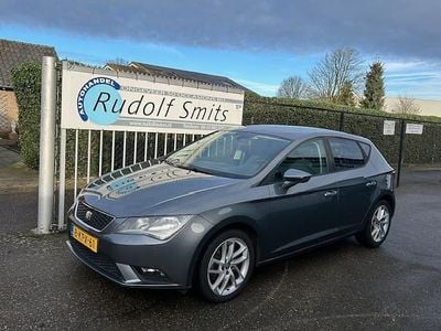 Grijs (metallic) Occasion 2013 Seat Leon Style Hatchback | € 8.290 (Eerlijke prijs)