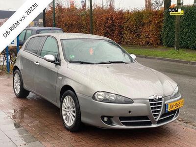 tweedehands Alfa Romeo 147 2.0 Distinctive *DB-RIEM v.v. 2023!!