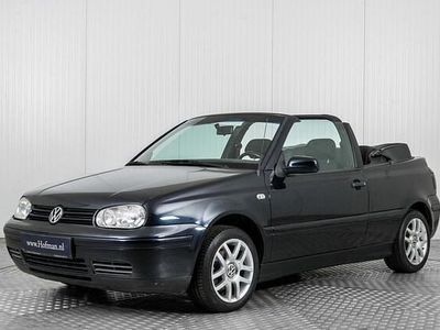 Occasion VW Golf Cabriolet Trendline 75 PK (55 kW) 2001 Blauw Cabriolet
