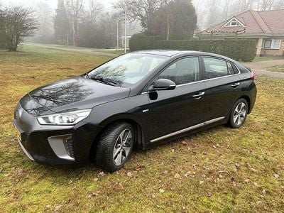 Occasion Hyundai Ioniq Premium 88 kW (120 PK) 2017 Zwart Hatchback