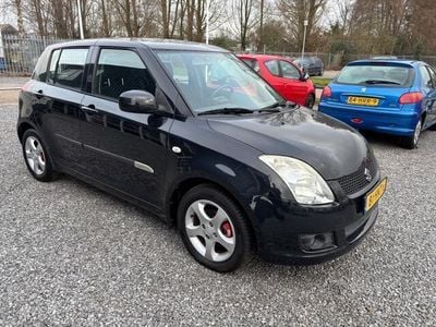 Zwart Gebruikt 2009 Suzuki Swift Hatchback | € 3.950 (Iets duurder)