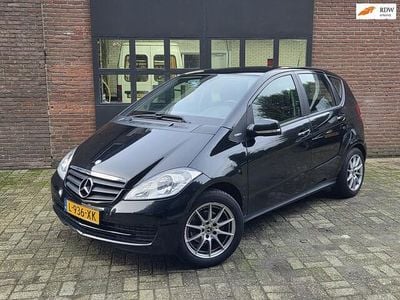 Zwart (metallic) Gebruikt 2010 Mercedes A160 Classic MPV | € 2.849 (Eerlijke prijs)