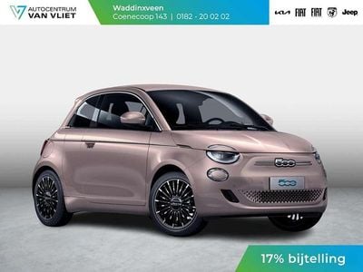 Oro rosa (237) Nieuw 2025 Fiat 500e La Prima Hatchback | € 30.990 (Eerlijke prijs)