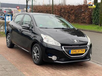 tweedehands Peugeot 208 1.2 VTi Envy *DB-RIEM v.v. 03-2024!!