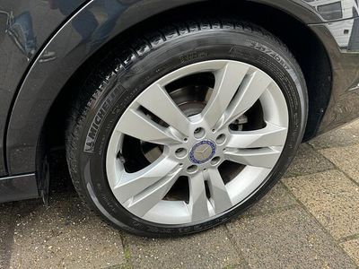 Zwart Gebruikt 2011 Mercedes C180 Avantgarde Sedan | € 9.495 (Eerlijke prijs)