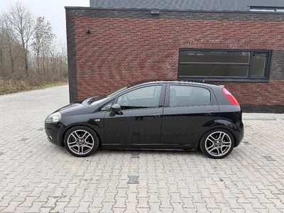 Occasion 2009 Fiat Punto | € 2.100 (Eerlijke prijs)