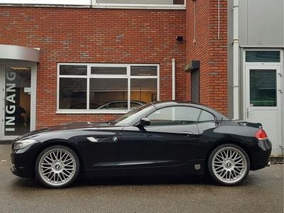 Zwart (metallic) Gebruikt 2009 BMW Z4 Executive Cabriolet | € 14.995 (Eerlijke prijs)