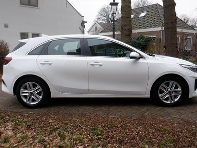 Occasion Kia Ceed 120 PK (88 kW) 2019 Wit Hatchback