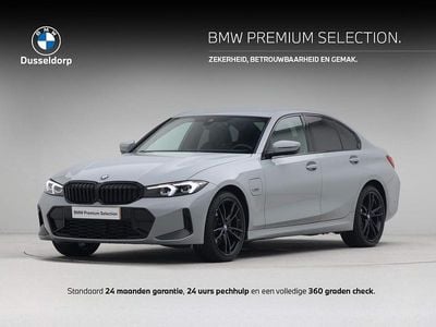 BMW 330e