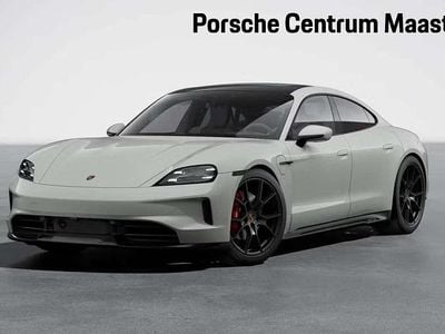 Beige Nieuw 2025 Porsche Taycan GTS Sedan | € 196.329