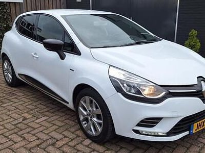 Wit Occasion 2019 Renault Clio IV LIMITED Hatchback | € 10.495 (Eerlijke prijs)