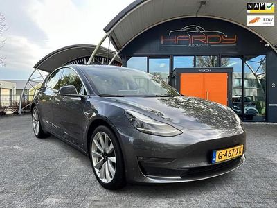 Grijs Occasion 2019 Tesla Model 3 Long Range AWD Sedan | € 23.280 (Eerlijke prijs)