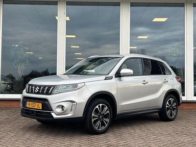 Zilver Gebruikt 2021 Suzuki Vitara Style SUV | € 21.950 (Eerlijke prijs)
