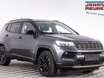 Grijs Gebruikt 2022 Jeep Compass SUV | € 25.900 (Goede deal)