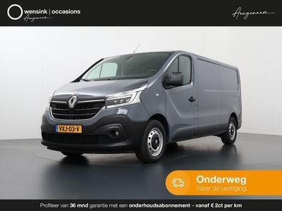 tweedehands Renault Trafic 2.0 dCi 145 T29 L2H1 Automaat Luxe | LED | Navigatie | Parkeercamera | Airco | Cruise control | Trekhaak