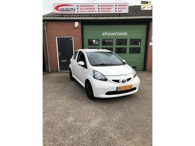 tweedehands Toyota Aygo 1.0-12V