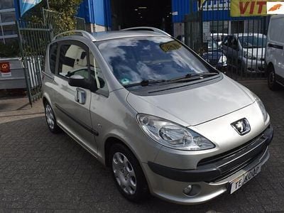 Peugeot 1007