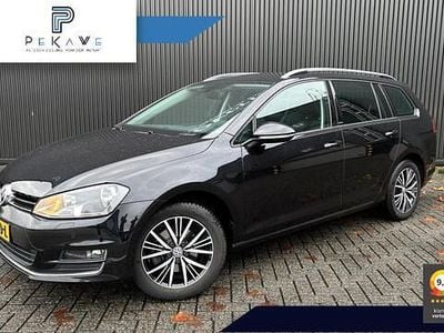Zwart Occasion 2016 VW Golf VII Allstar Stationwagen | € 13.425 (Eerlijke prijs)