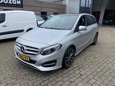 tweedehands Mercedes B200 Prestige automaat pano enz