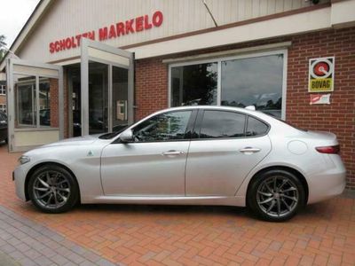 Zilver Gebruikt 2017 Alfa Romeo Giulia Super Sedan | € 31.500 (Duur)