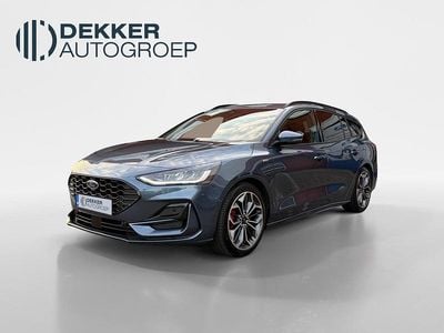 Blauw Gebruikt 2024 Ford Focus ST-Line X Stationwagen | € 27.745 (Iets duurder)