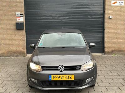 Grijs Gebruikt 2009 VW Polo Trendline Hatchback | € 4.999 (Iets duurder)