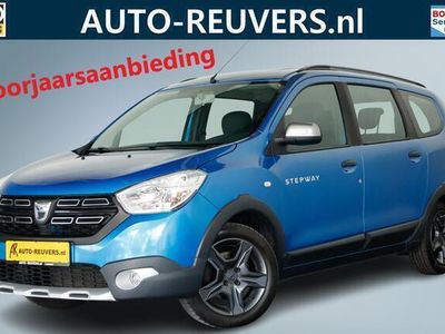 tweedehands Dacia Lodgy 1.2 TCe Stepway 5p. / Navigatie / Camera / Cruise