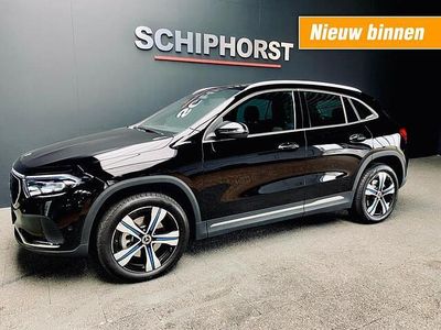 Zwart Occasion 2021 Mercedes EQA250 Luxury SUV | € 28.990