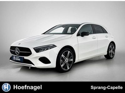 Wit Gebruikt 2023 Mercedes A250 Business Hatchback | € 30.900 (Goede deal)