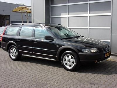tweedehands Volvo V70 CROSS COUNTRY 2.4 T Leer/Clima/Cruise!!