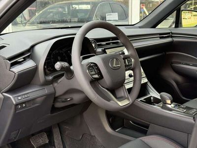 Lexus LBX